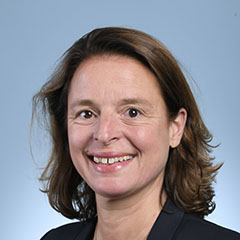 Mme Florence Lasserre