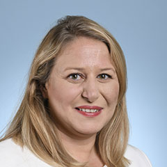 Mme Nadia Hai