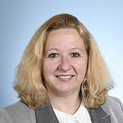 Mme Annick Cousin