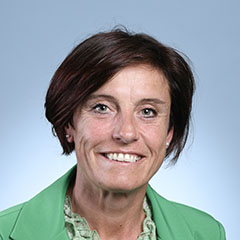 Mme Stéphanie Kochert