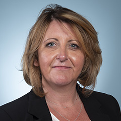 Mme Ingrid Dordain